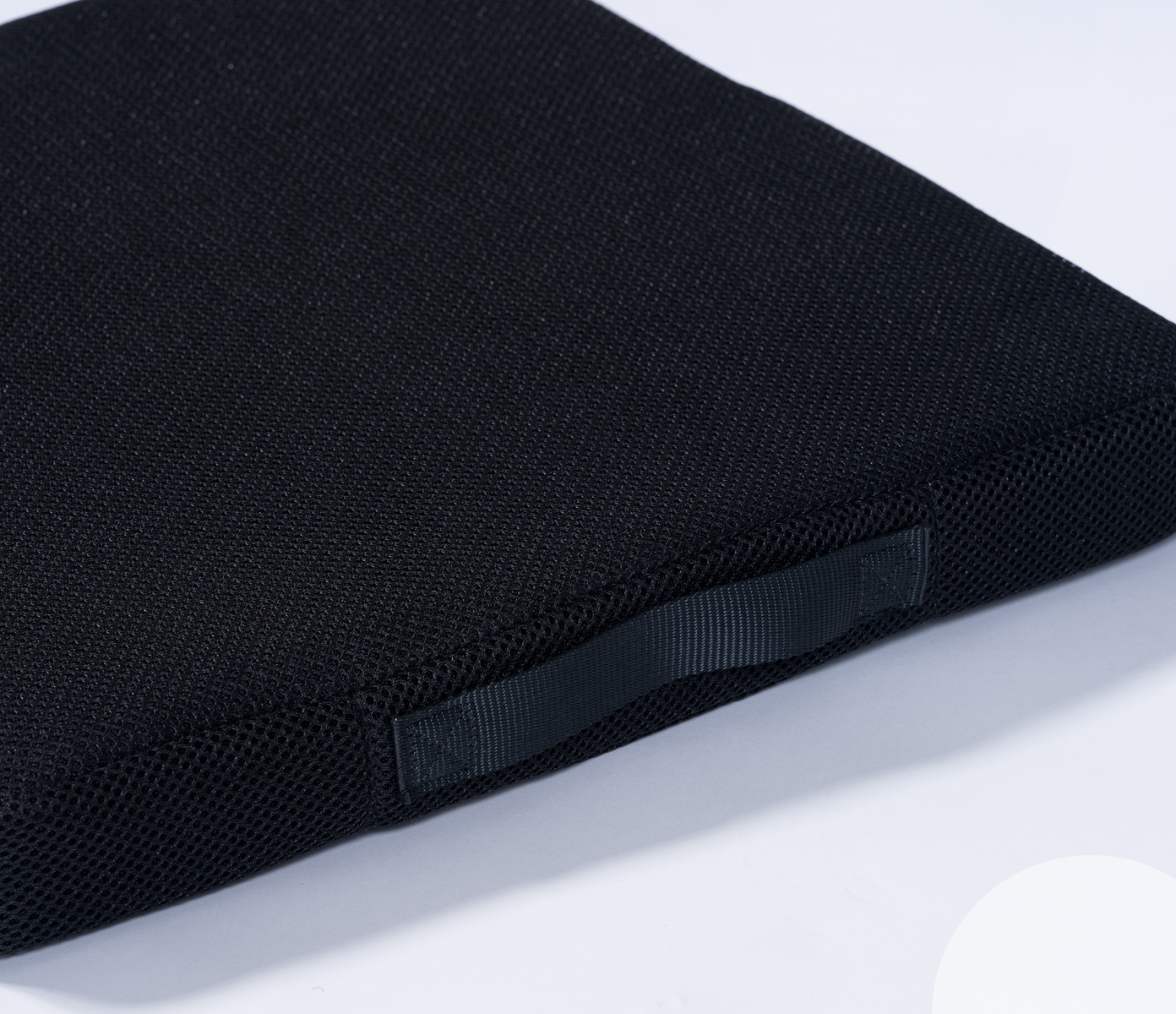 seat topper with a carry handle close up