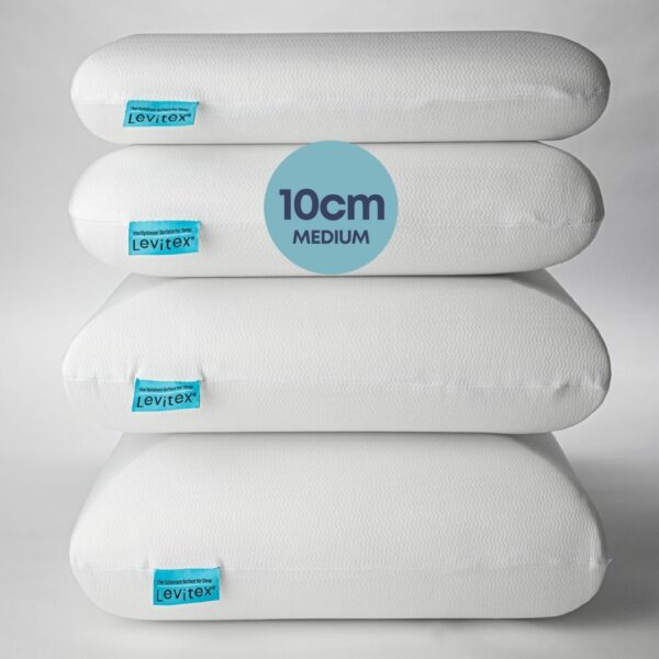 stacked pillows with the 10cm marked